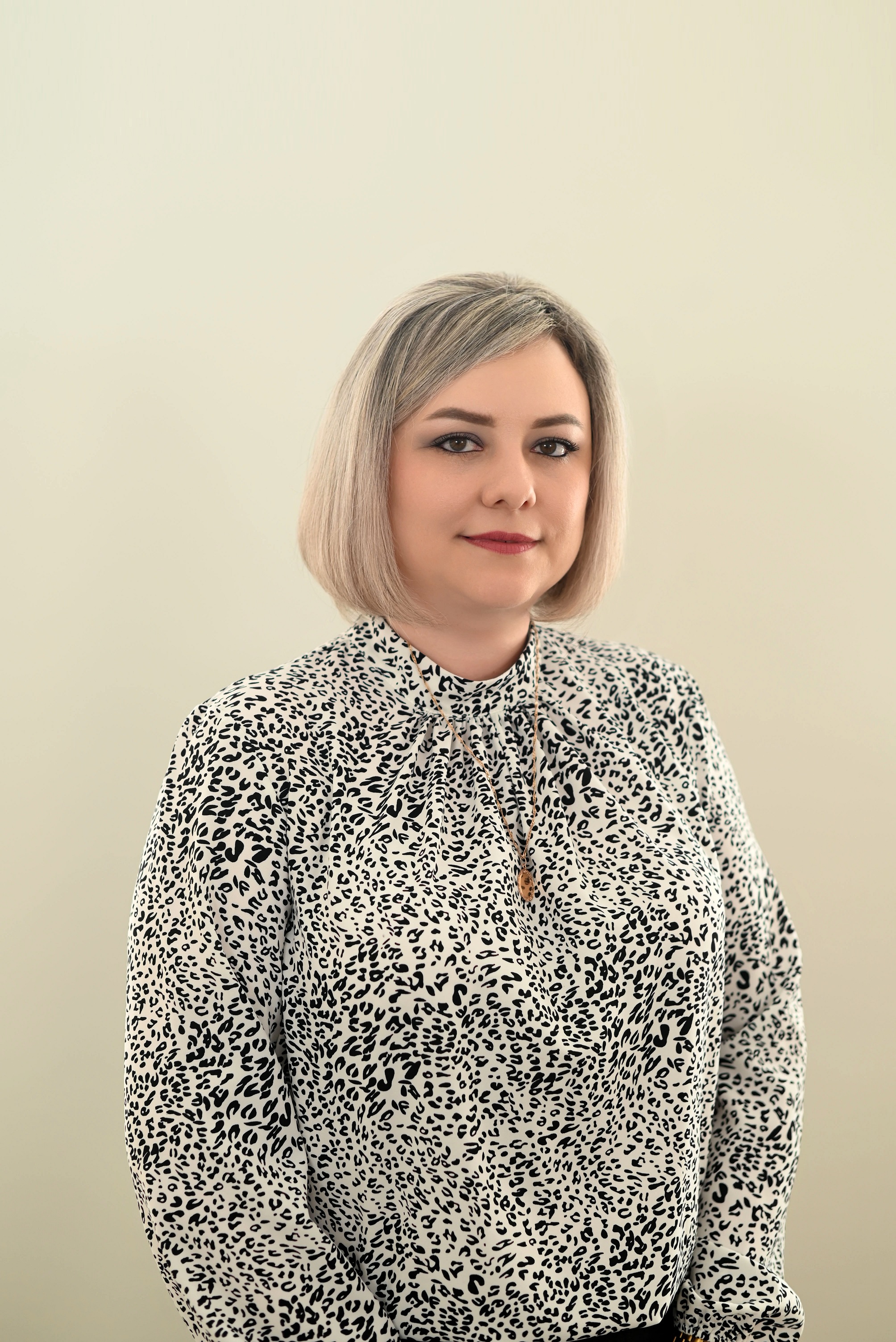 Крысанова Наталия Николаевна.